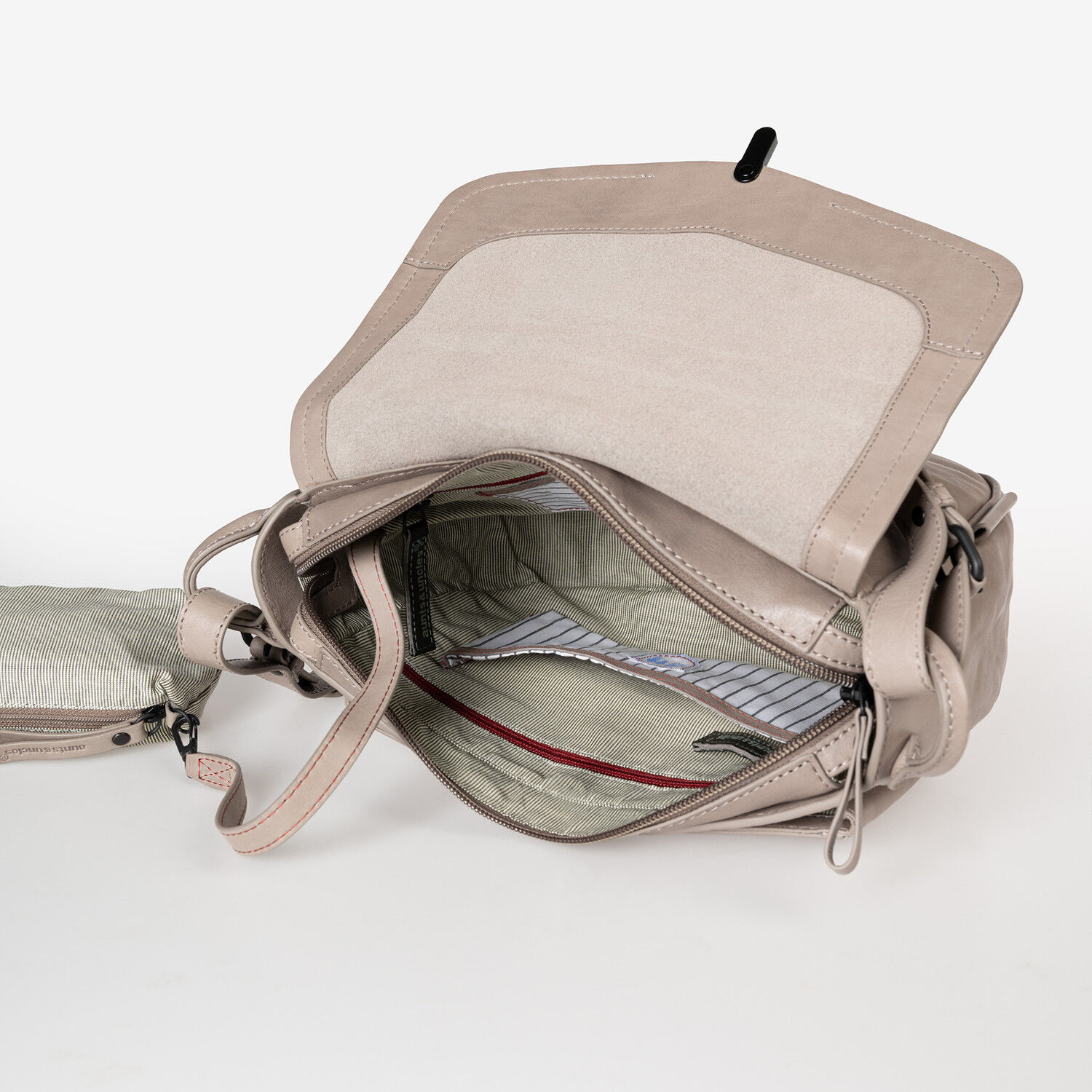 aunts & uncles Grandma's Luxury Club Mrs. Mole Cake Cashmere aunts & uncles Grandma's Luxury Club Mrs. Mole Cake Cashmere