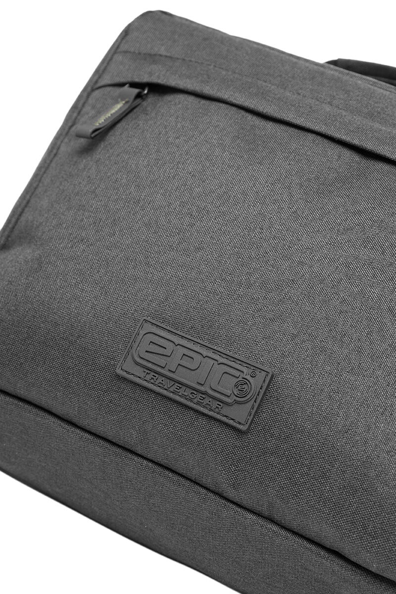 epic Essentials™ Proton EVO Hängender Kulturbeutel Black