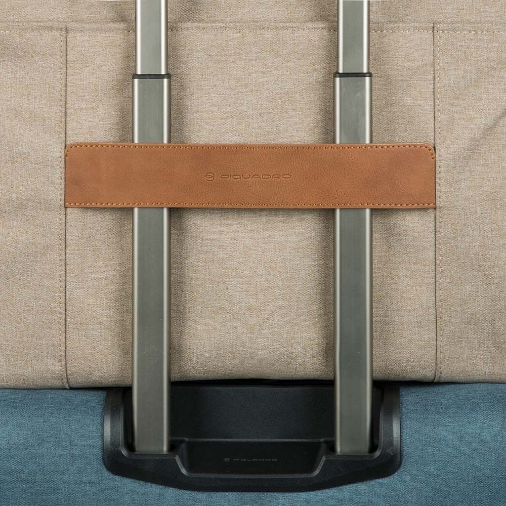 Piquadro Yukon Erweiterbarer Laptoprucksack mit iPad®Air/Pro 9,7-Fach sand