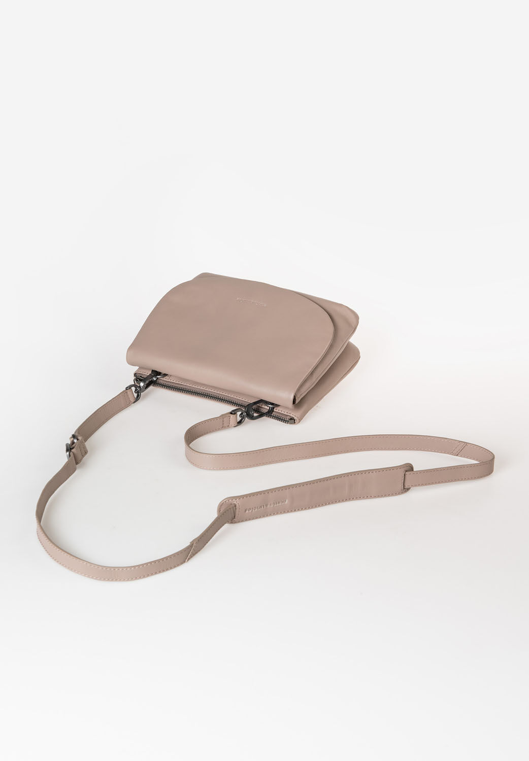 aunts & uncles Jamie's Orchard Pepino Umhängetasche cashmere