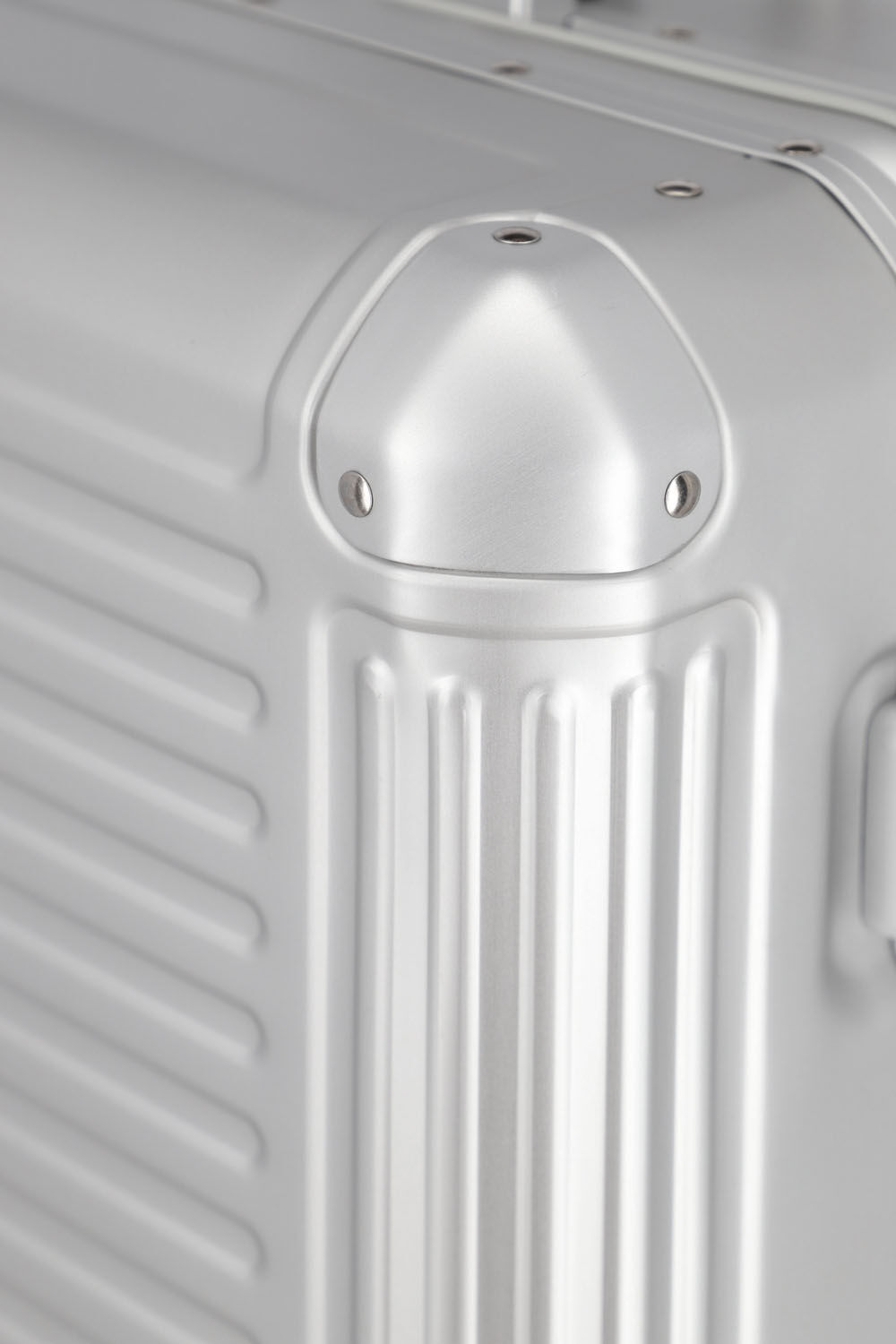 Travelite Next Trolley S 4-Rad mit Vortasche Silber