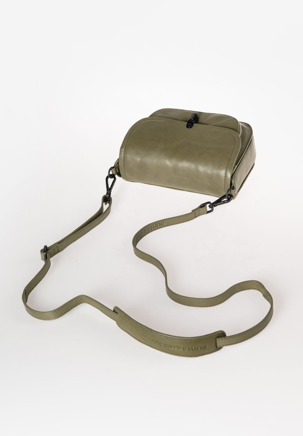 aunts & uncles Grandma's Luxury Club Mrs. Waffle Handtasche olive branch