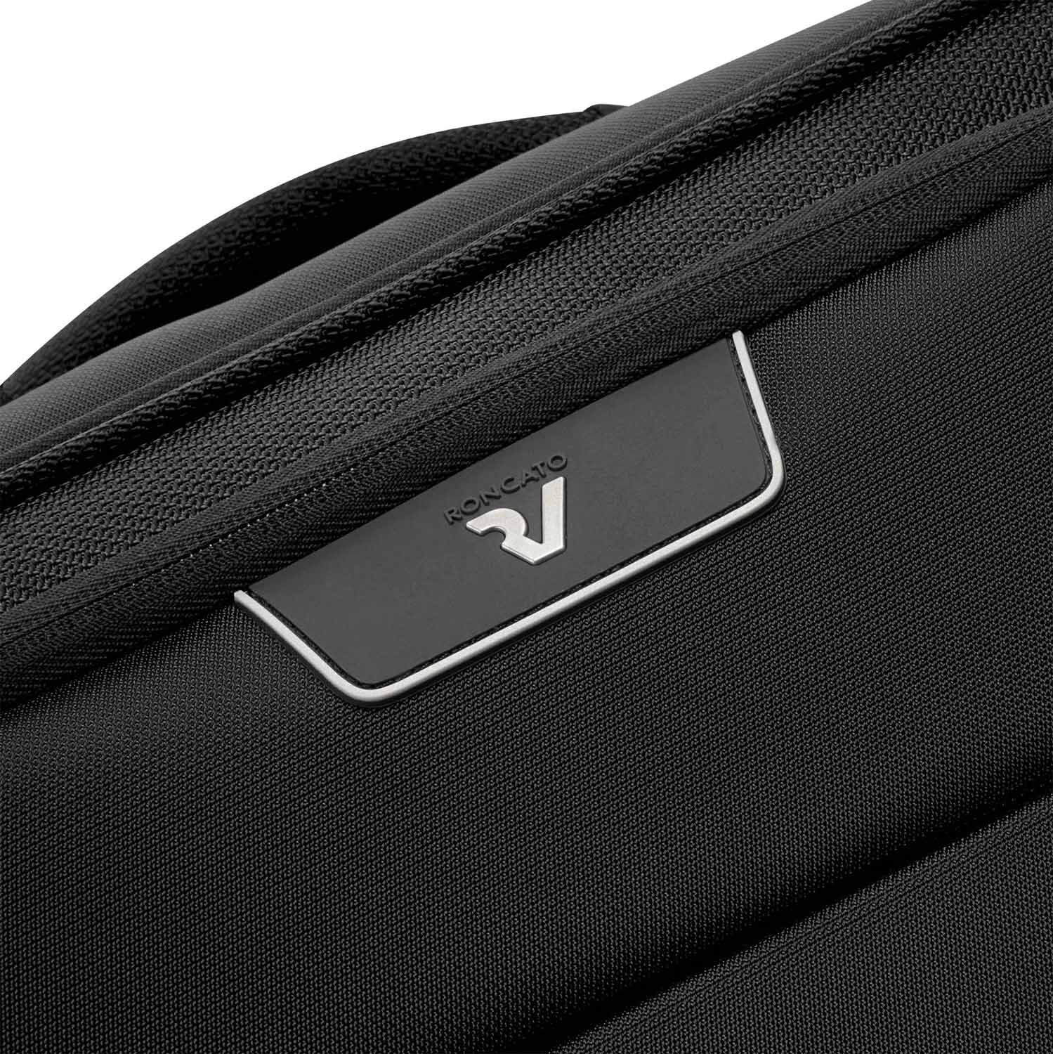 Roncato Joy Handgepäck carry-on 4-Rollen, erweiterbar 55x35cm Schwarz Roncato Joy Handgepäck carry-on 4-Rollen, erweiterbar 55x35cm Schwarz