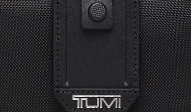 Tumi Alpha Bravo Mason Reisetasche + GRATIS HOTELGUTSCHEIN Schwarz