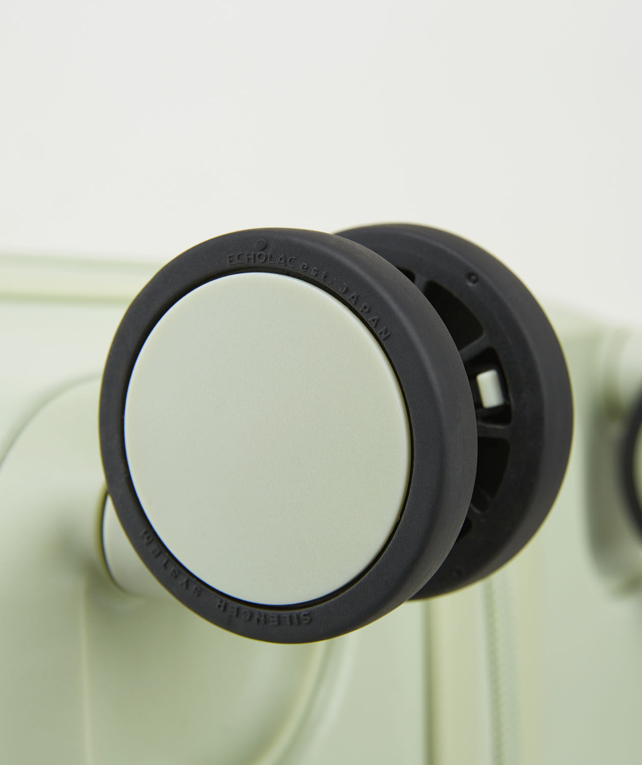 ECHOLAC Panda Koffer L 4-Rollen Ivory White