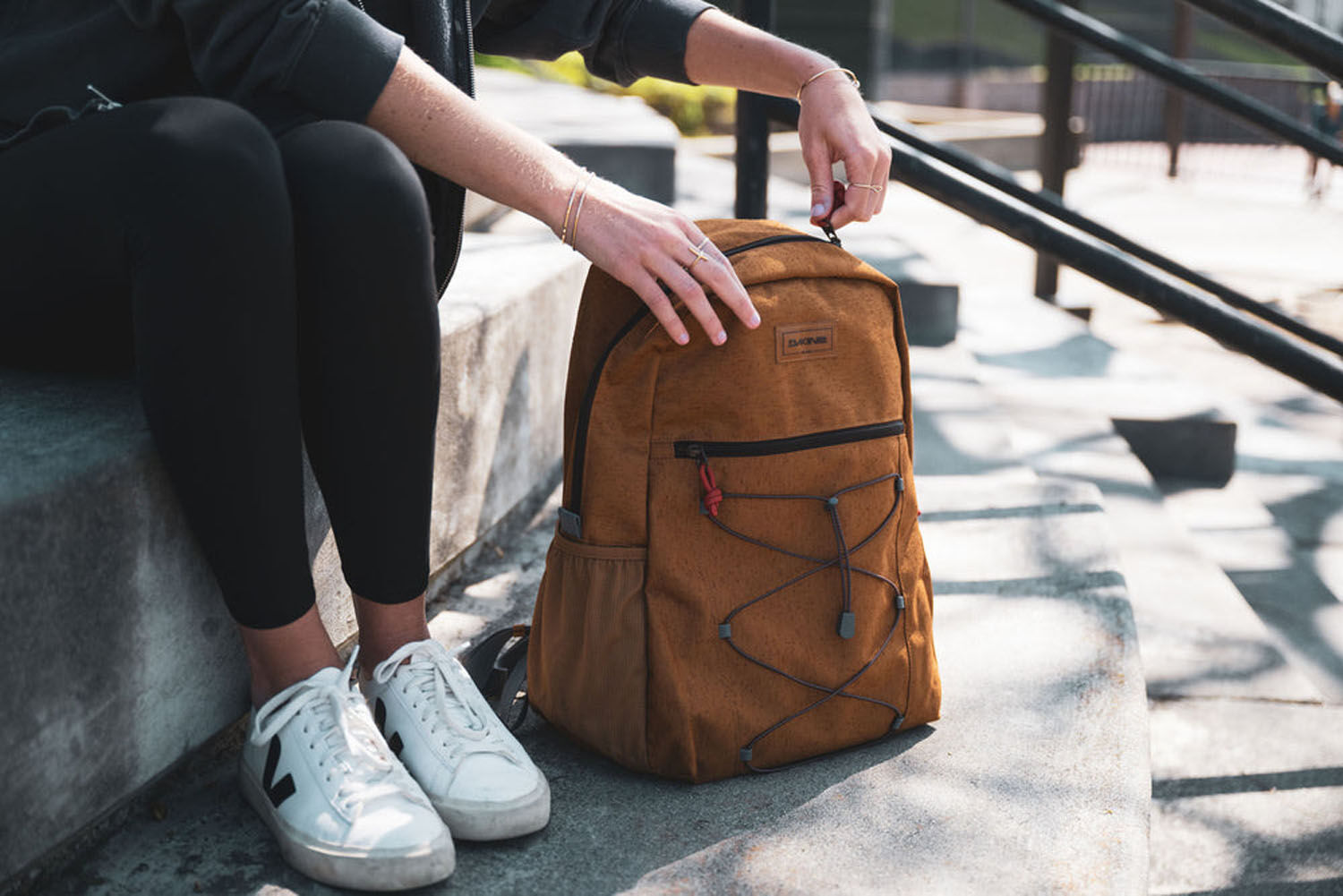 Dakine Tardy Slip Backpack 25L Rubber