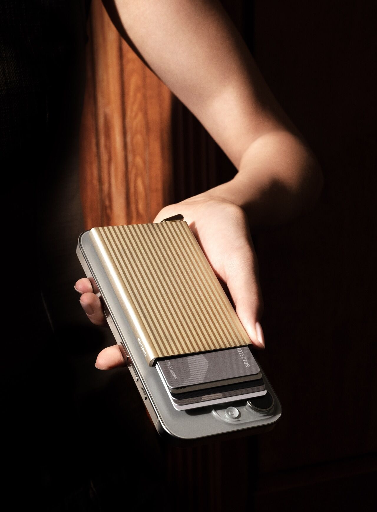 Secrid Cardprotector Fluted For Magsafe