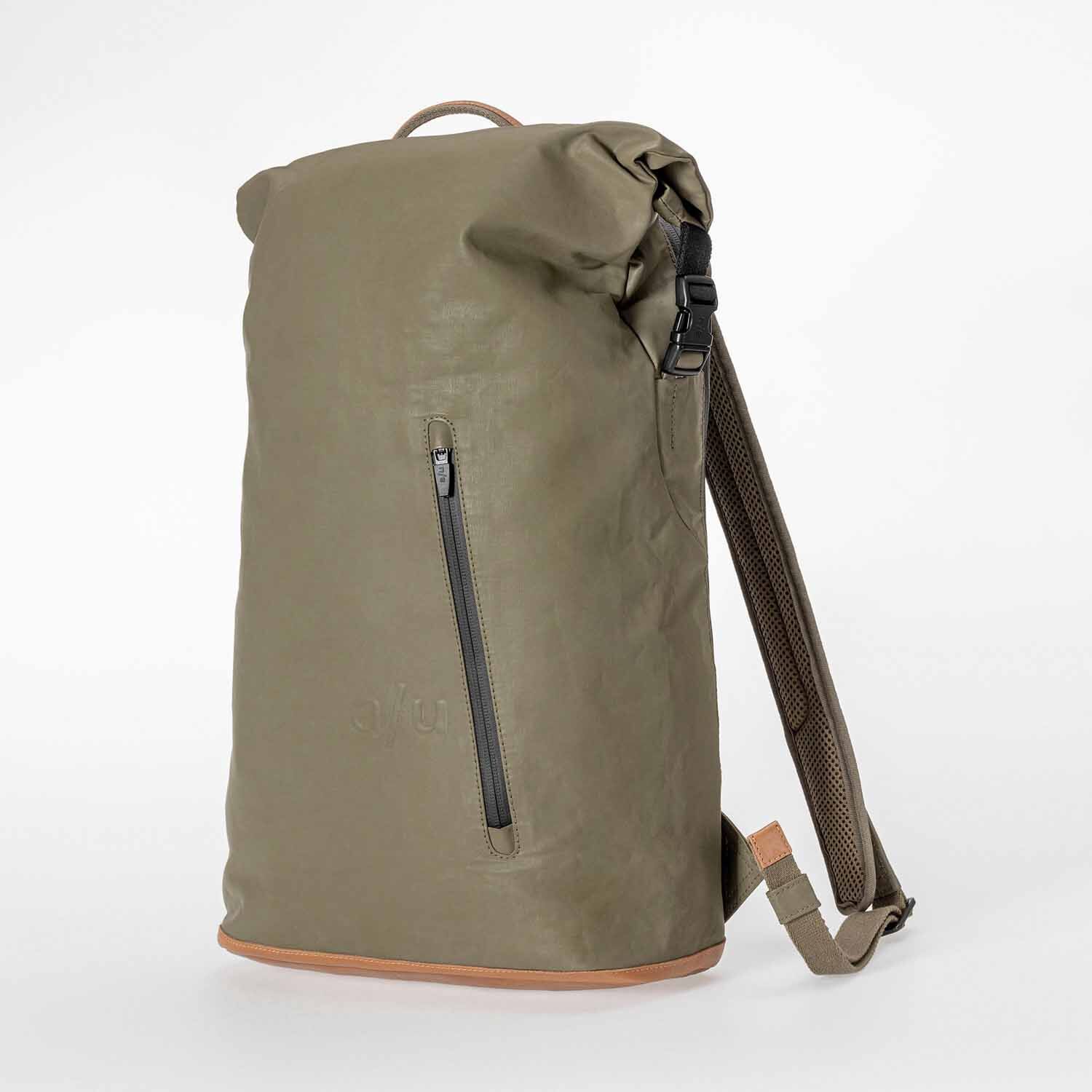 aunts & uncles Japan Fukui Rolltop Rucksack mit 15" Notebookfach fallen rock