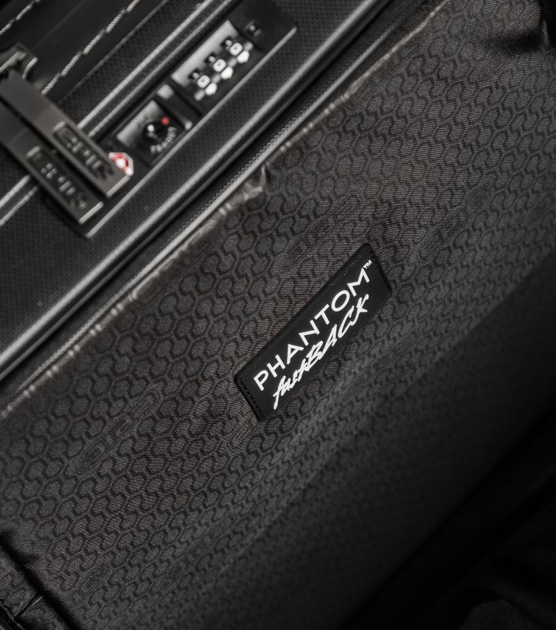 epic Phantom SL FastBACK Trolley S 4R 55cm mit Vordertasche phantomBLACK epic Phantom SL FastBACK Trolley S 4R 55cm mit Vordertasche phantomBLACK