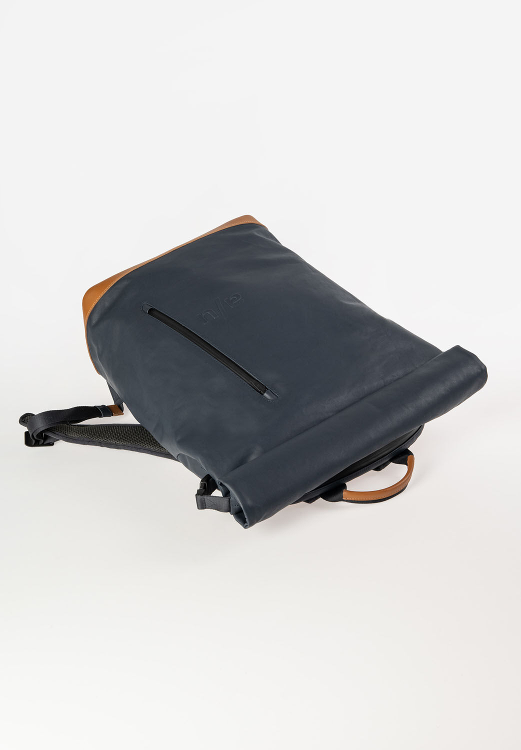 aunts & uncles Japan Matsuyama Rolltop Rucksack mit 16" Notebookfach night blue