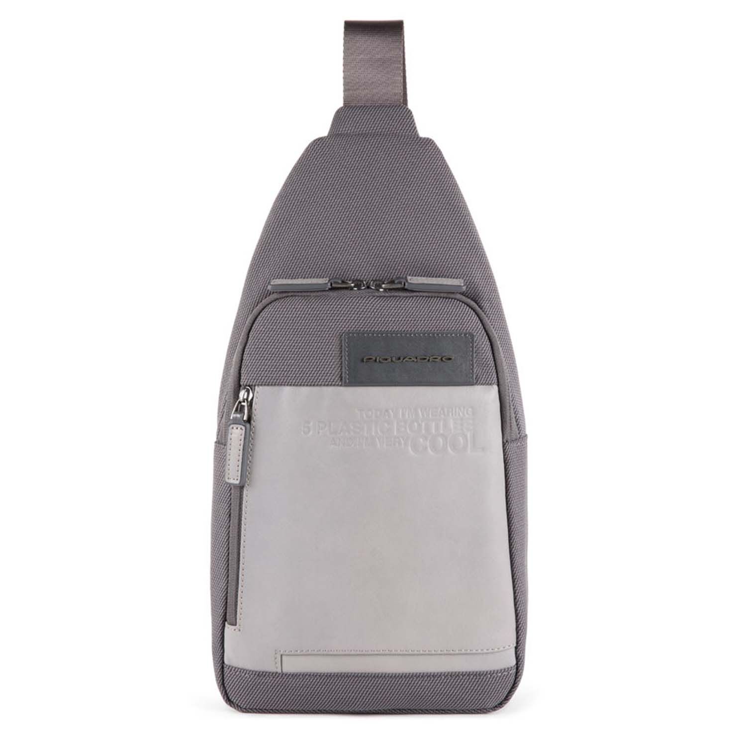 Piquadro Ade Querträgertasche aus recyceltem Stoff