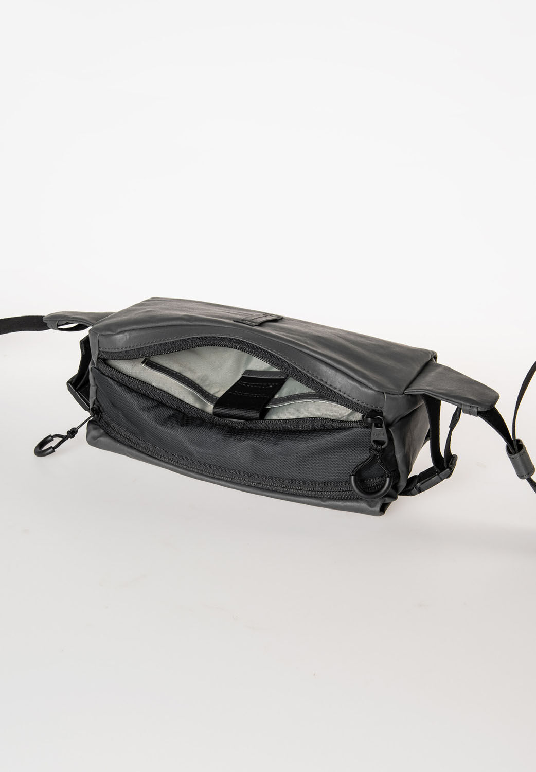 aunts & uncles Japan RE Ishikari Gürteltasche volcanic ash aunts & uncles Japan RE Ishikari Gürteltasche volcanic ash