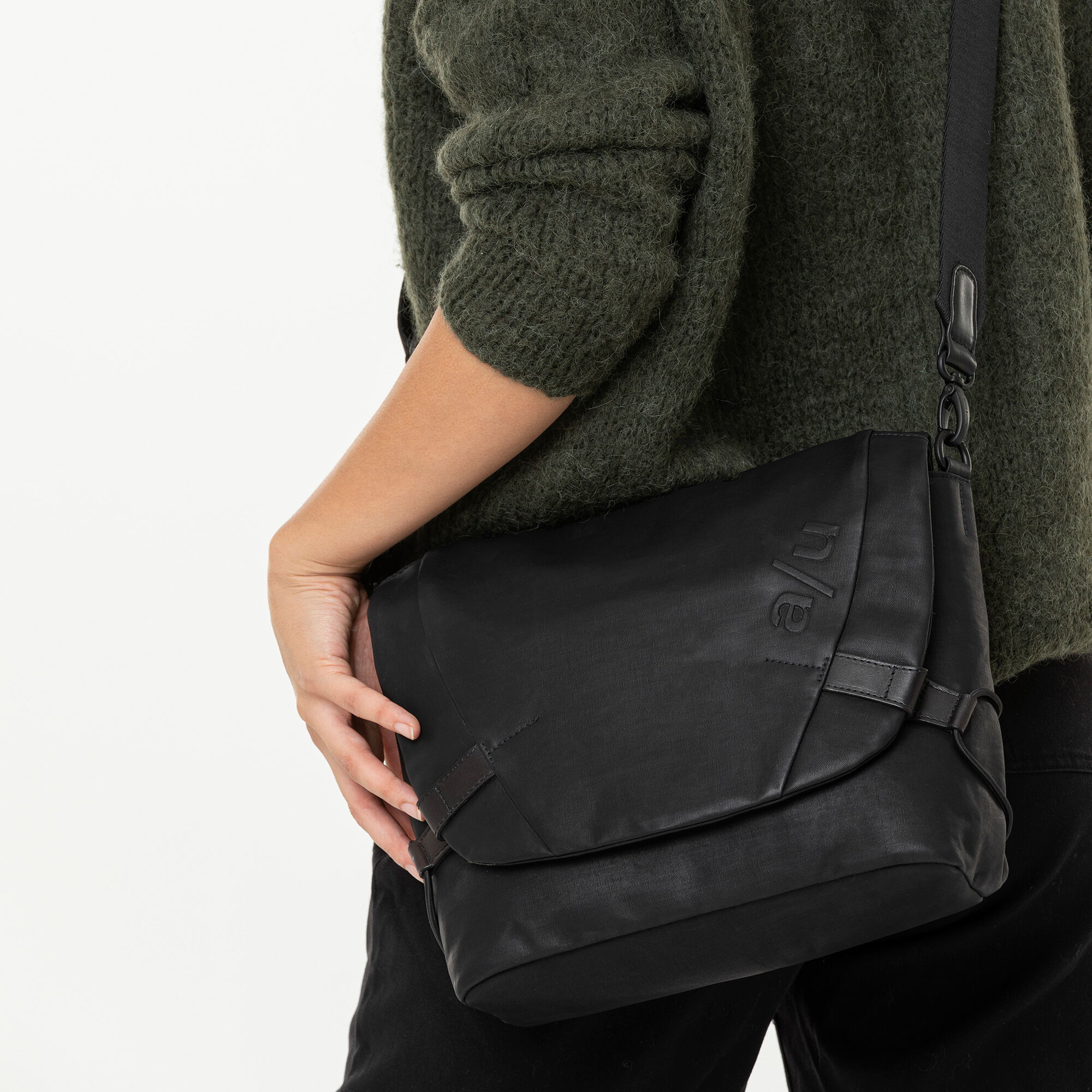 aunts & uncles Japan Sendai Umhängetasche sage green aunts & uncles Japan Sendai Umhängetasche sage green