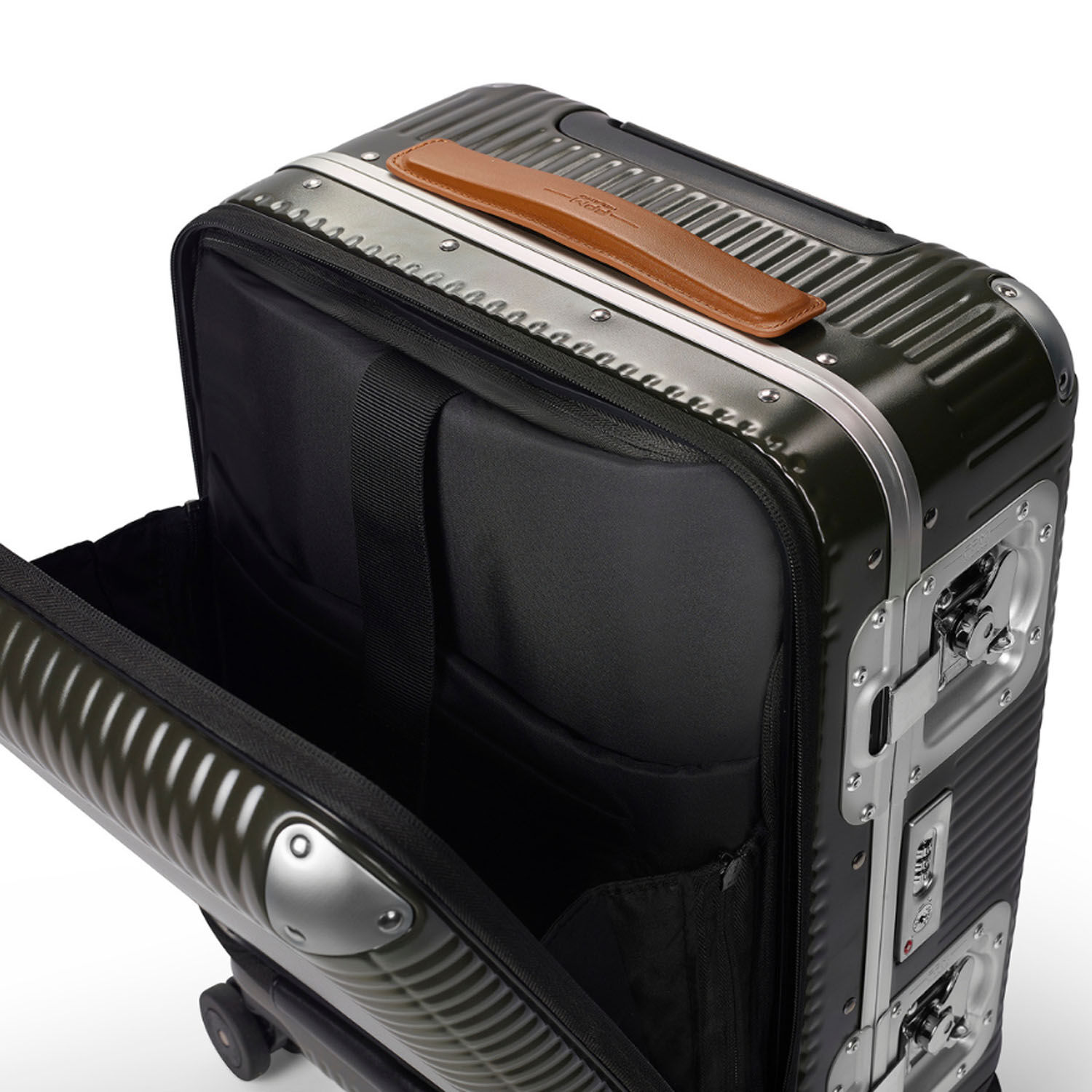 FPM Bank Light Spinner 53 front pocket Moss Green FPM Bank Light Spinner 53 front pocket Moss Green