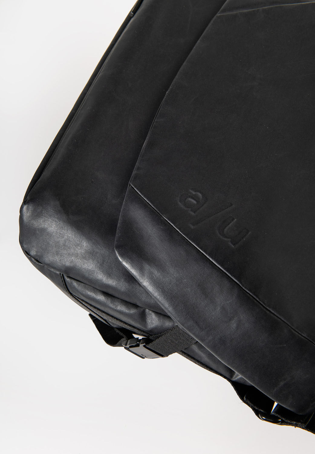 aunts & uncles Japan RE Yamakuni Kuriertasche Black