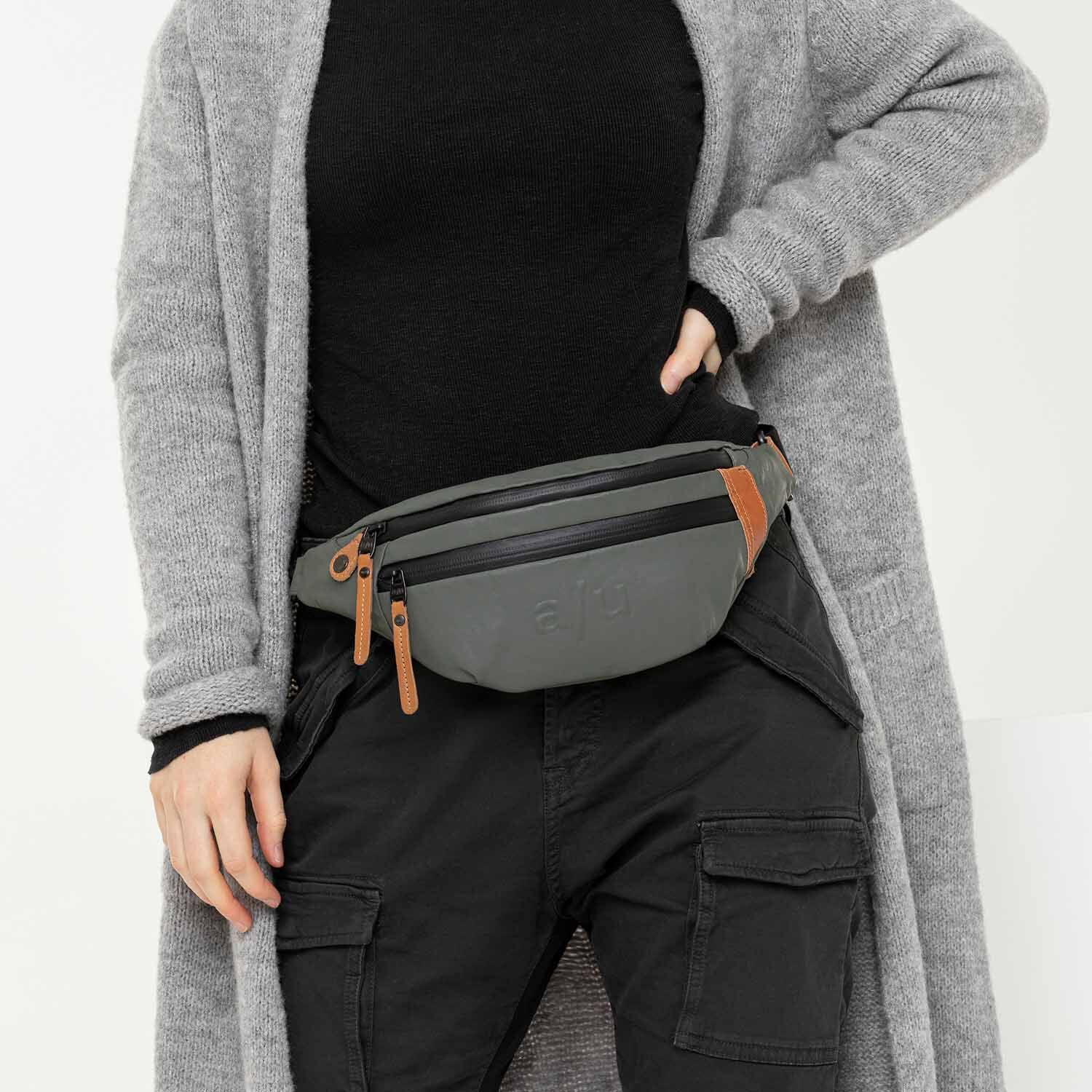 aunts & uncles Japan Ichikawa Gürteltasche gravity grey