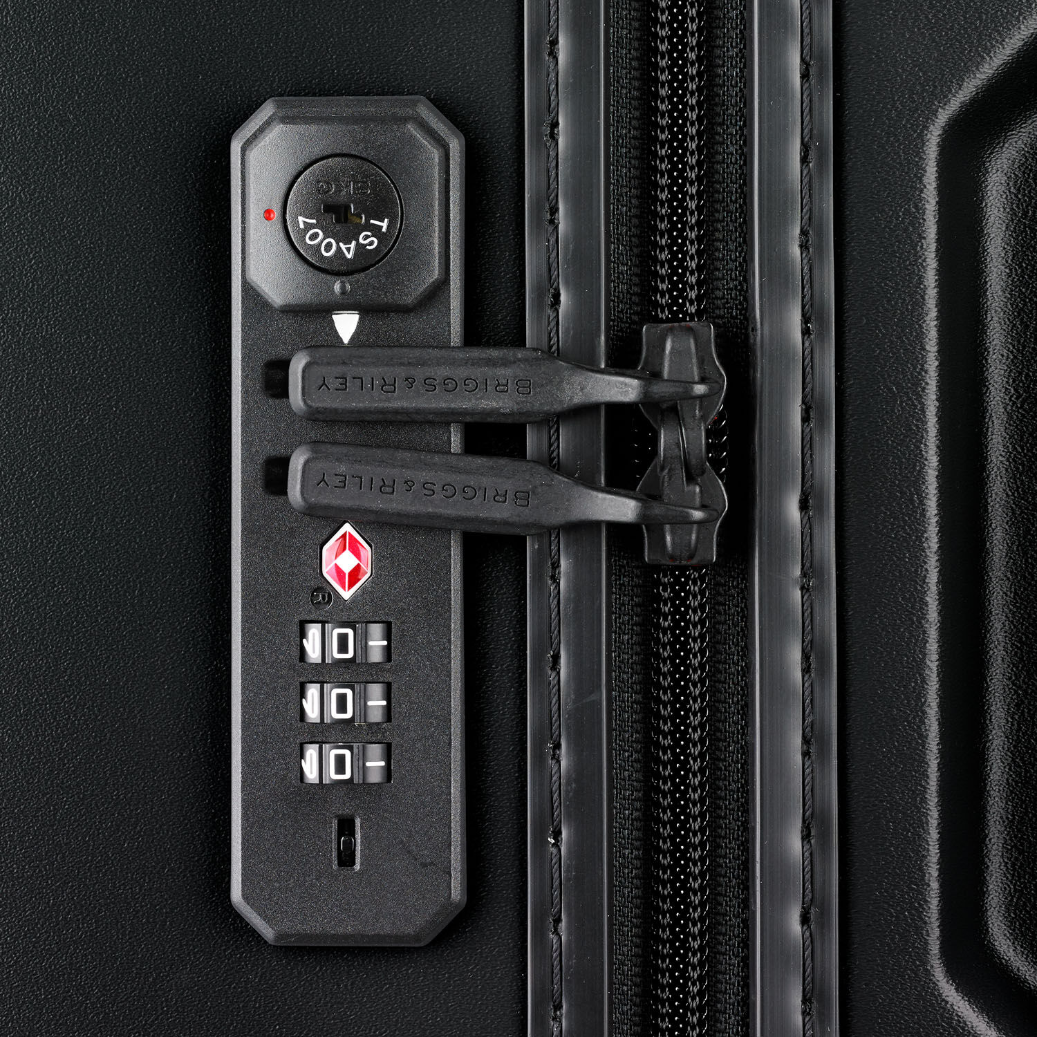 Briggs & Riley Torq Extra Large Trunk 4-Rollen-Trolley Stealth