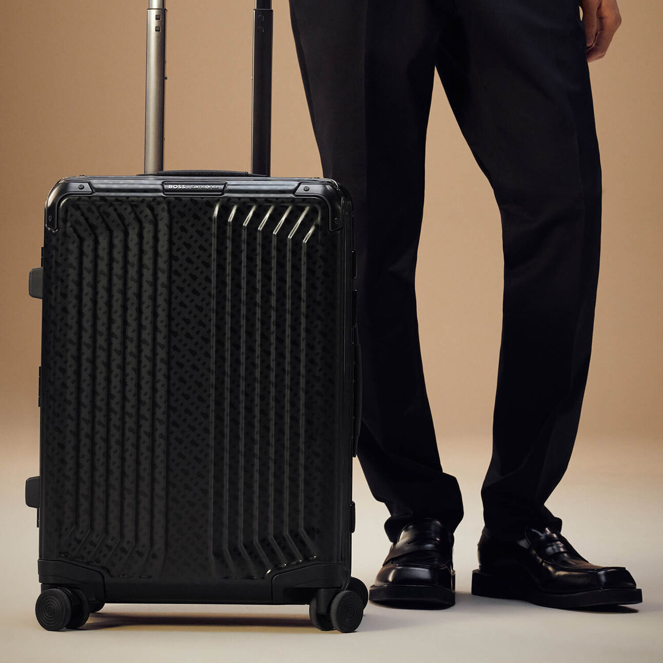 Samsonite BOSS Trolley mit 4 Rollen 55cm Graphite Monogram