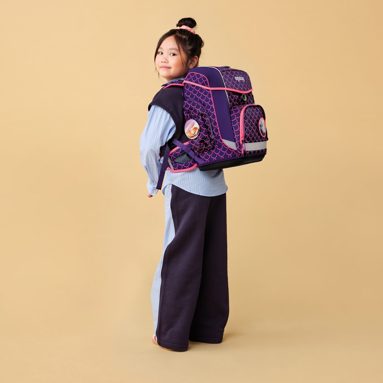 ergobag cubo light LUMI Edition Schulranzen Set 6-teilig 2025 PerlentauchBär