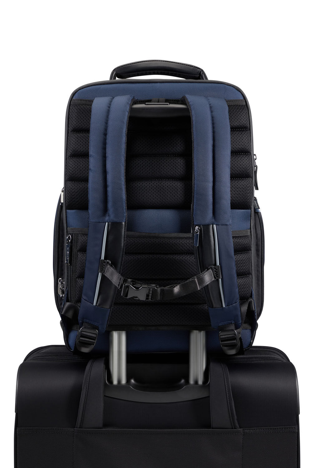 Samsonite Spectrolite 3.0 Rucksack 17.3" erweiterbar + GRATIS HOTELGUTSCHEIN Deep Blue Samsonite Spectrolite 3.0 Rucksack 17.3" erweiterbar + GRATIS HOTELGUTSCHEIN Deep Blue