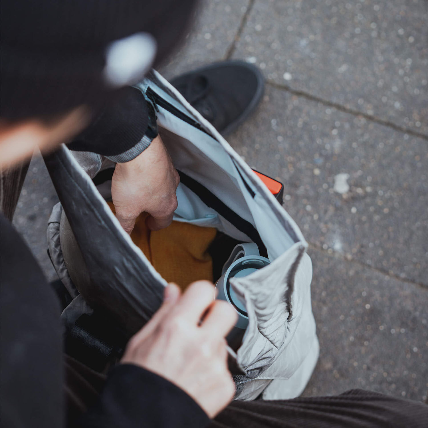 Airpaq Rolltop Airbag -Rucksack mit 15" Laptopfach Grau