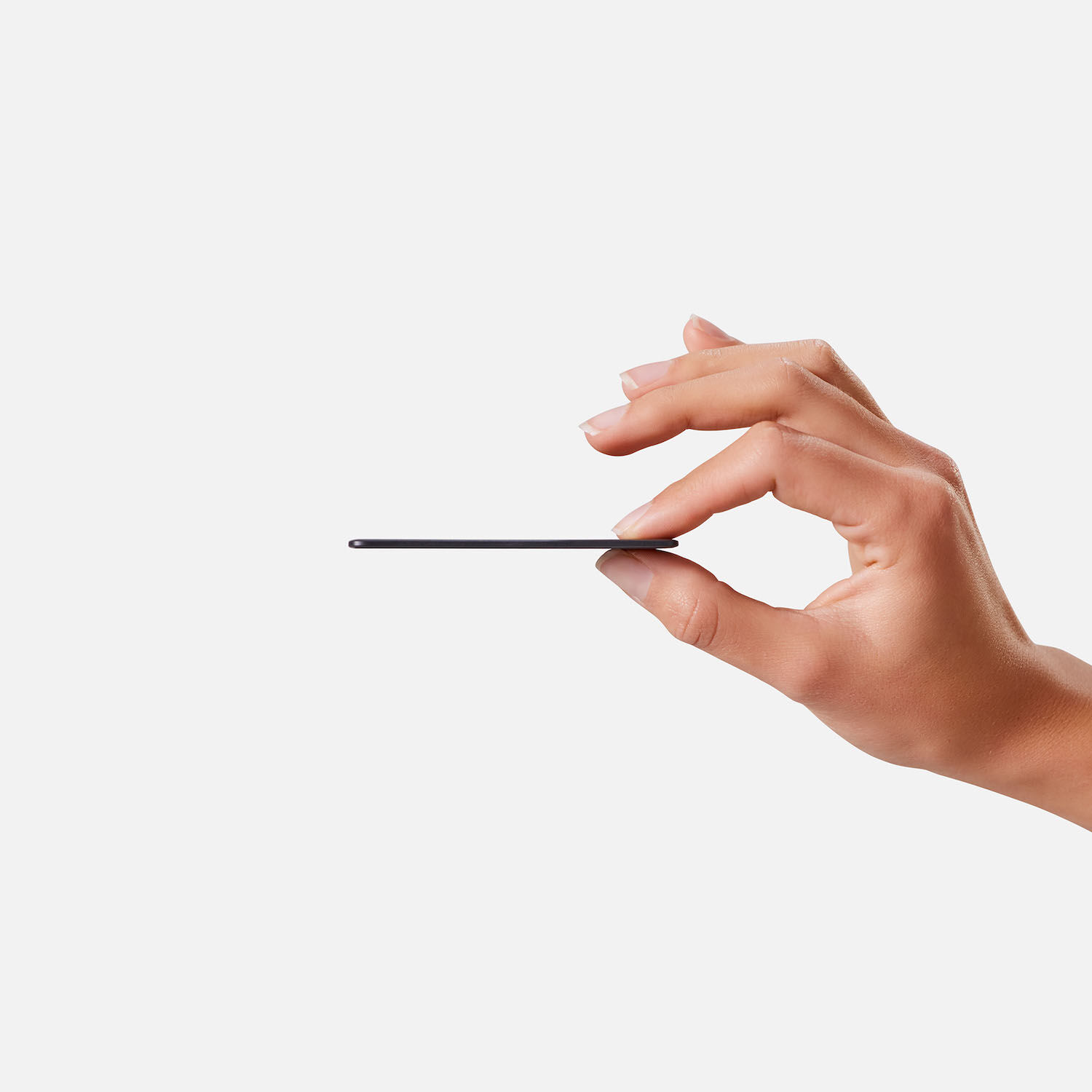 Chipolo CARD Spot -Der Portemonnaie-Finder, der mit der Apple “Wo ist” App funktioniert Almost black