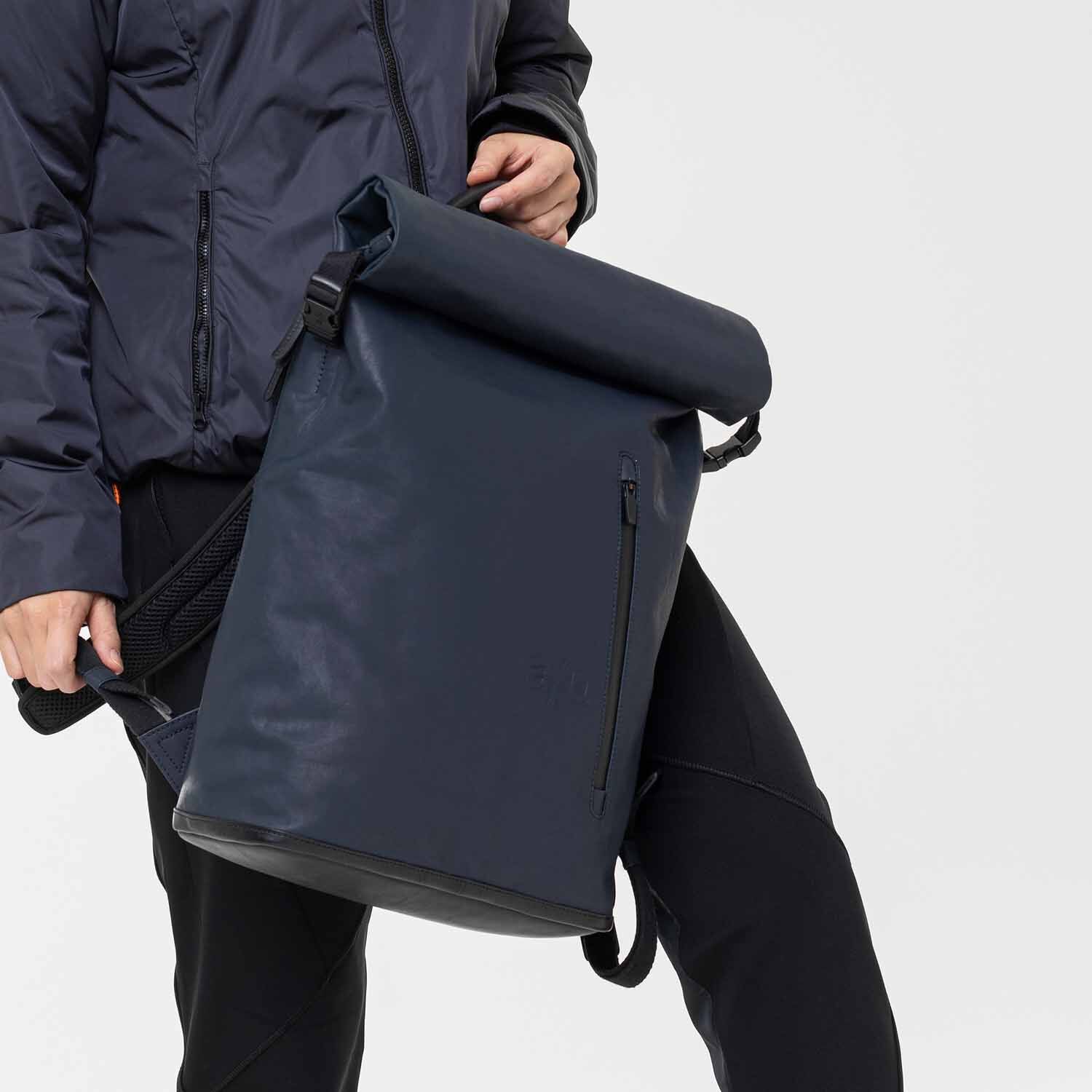 aunts & uncles Japan Tokio Rolltop Rucksack mit 13" Notebookfach