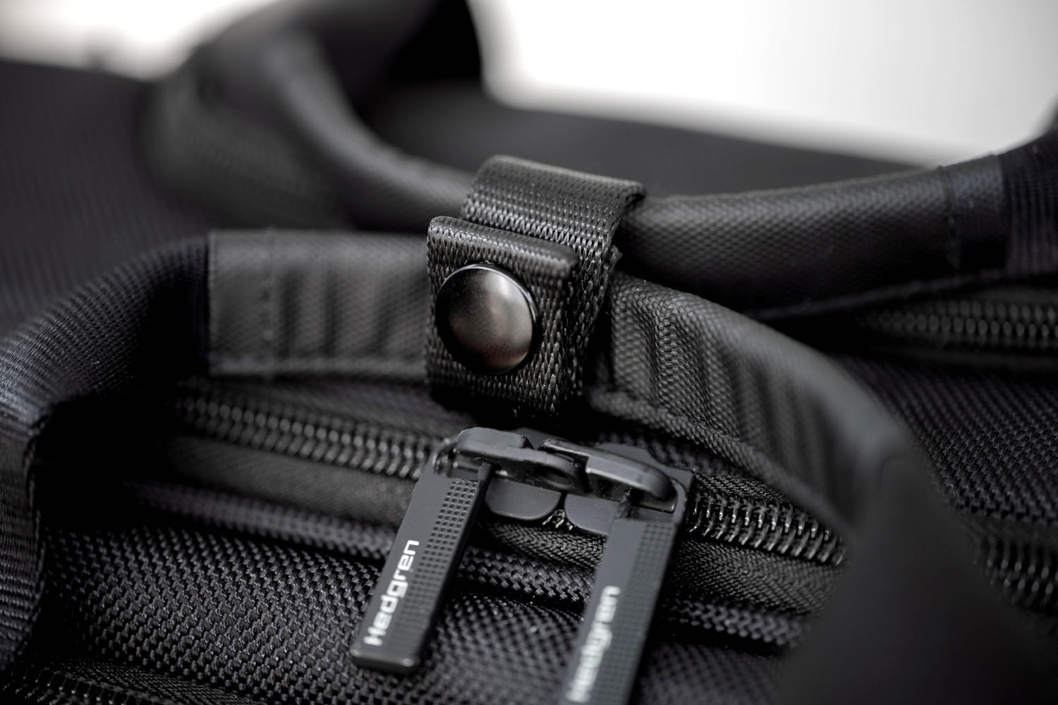 Hedgren Next CARD Rollreisetasche Schwarz