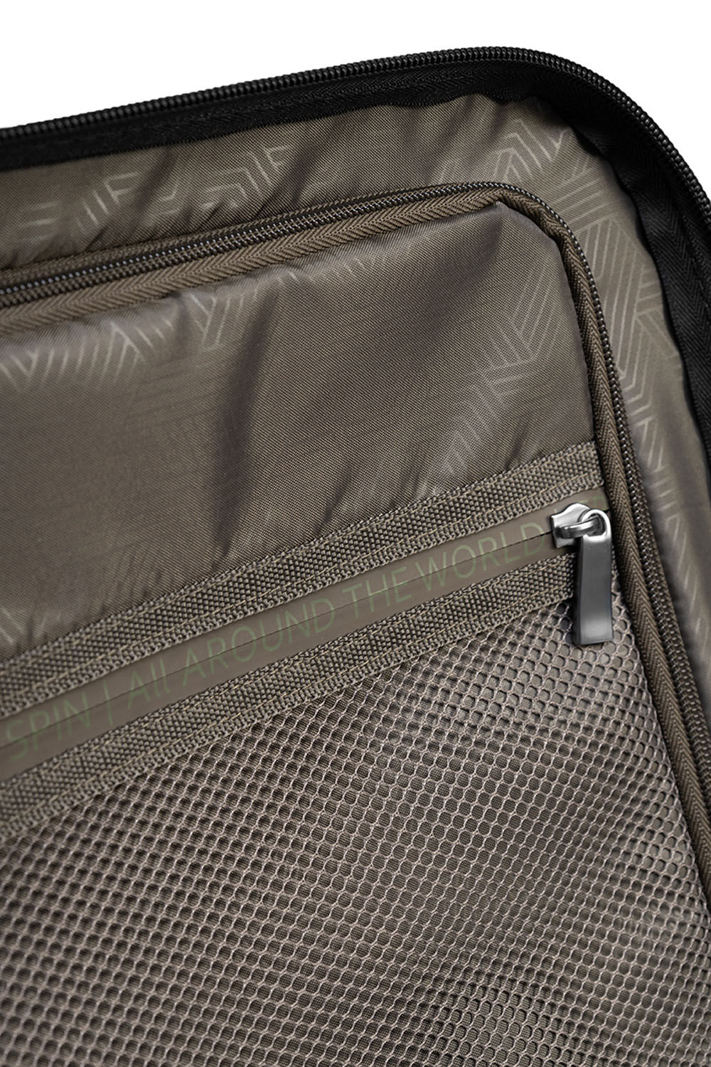 epic SPIN™ Fastback Kabinentrolley 55cm SatinBLACK epic SPIN™ Fastback Kabinentrolley 55cm SatinBLACK