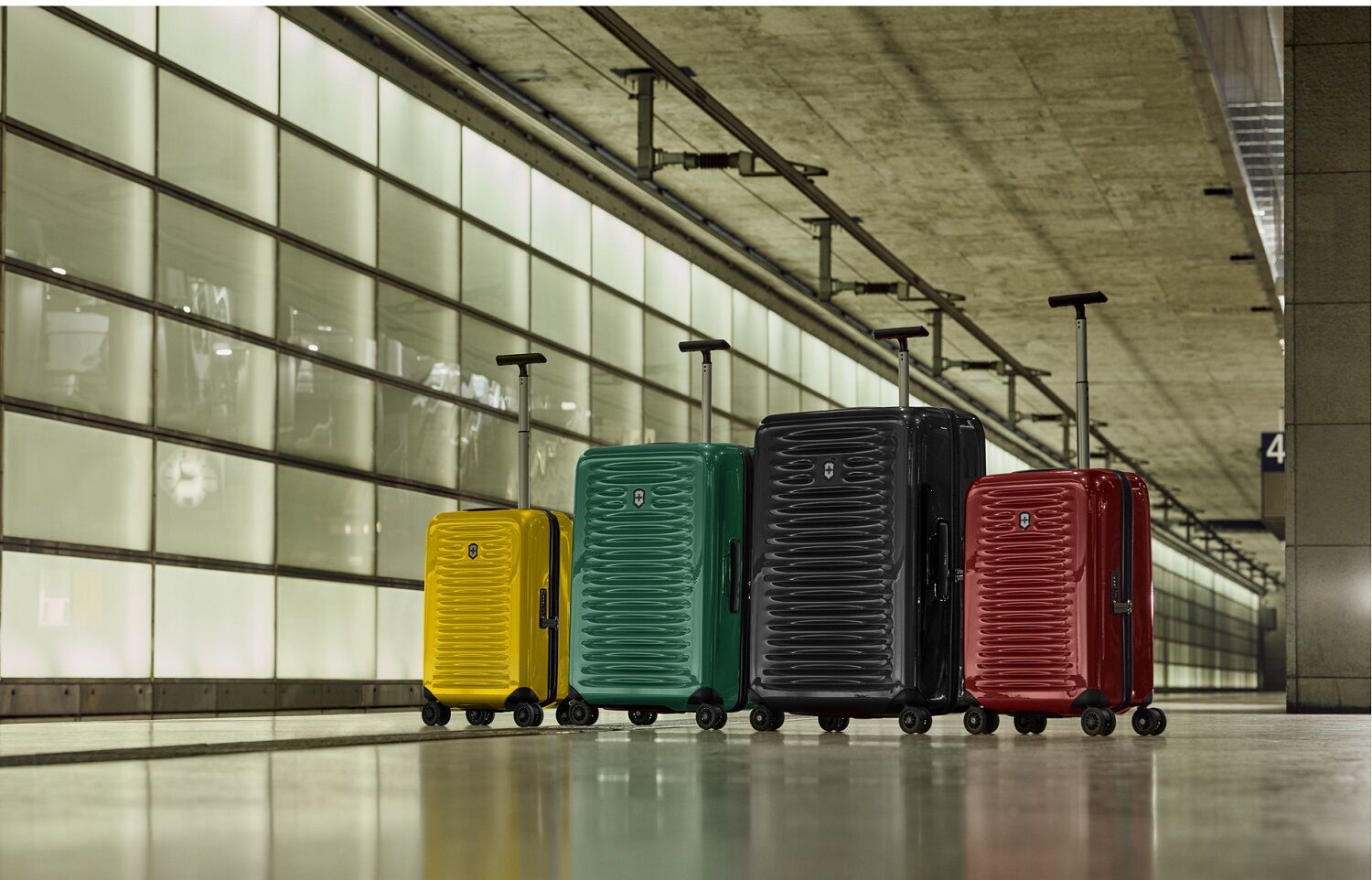 Victorinox Airox Large Hardside Case Victorinox Airox Large Hardside Case