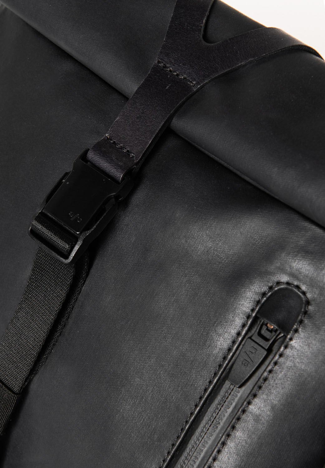 aunts & uncles Japan RE Seki Rolltoptasche Black