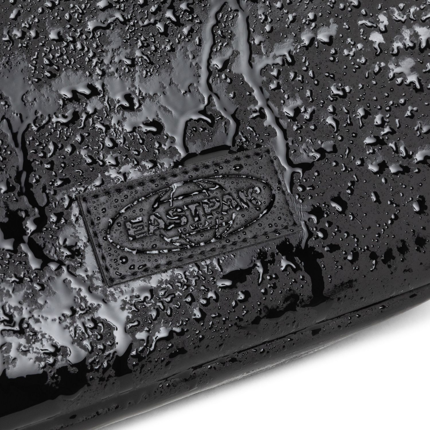 Eastpak Tecum TOTE CNNCT F Matte Black Eastpak Tecum TOTE CNNCT F Matte Black