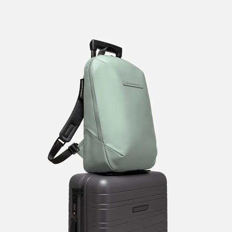 Horizn Studios GION ESSENTIAL Rucksack M Marine Green Horizn Studios GION ESSENTIAL Rucksack M Marine Green