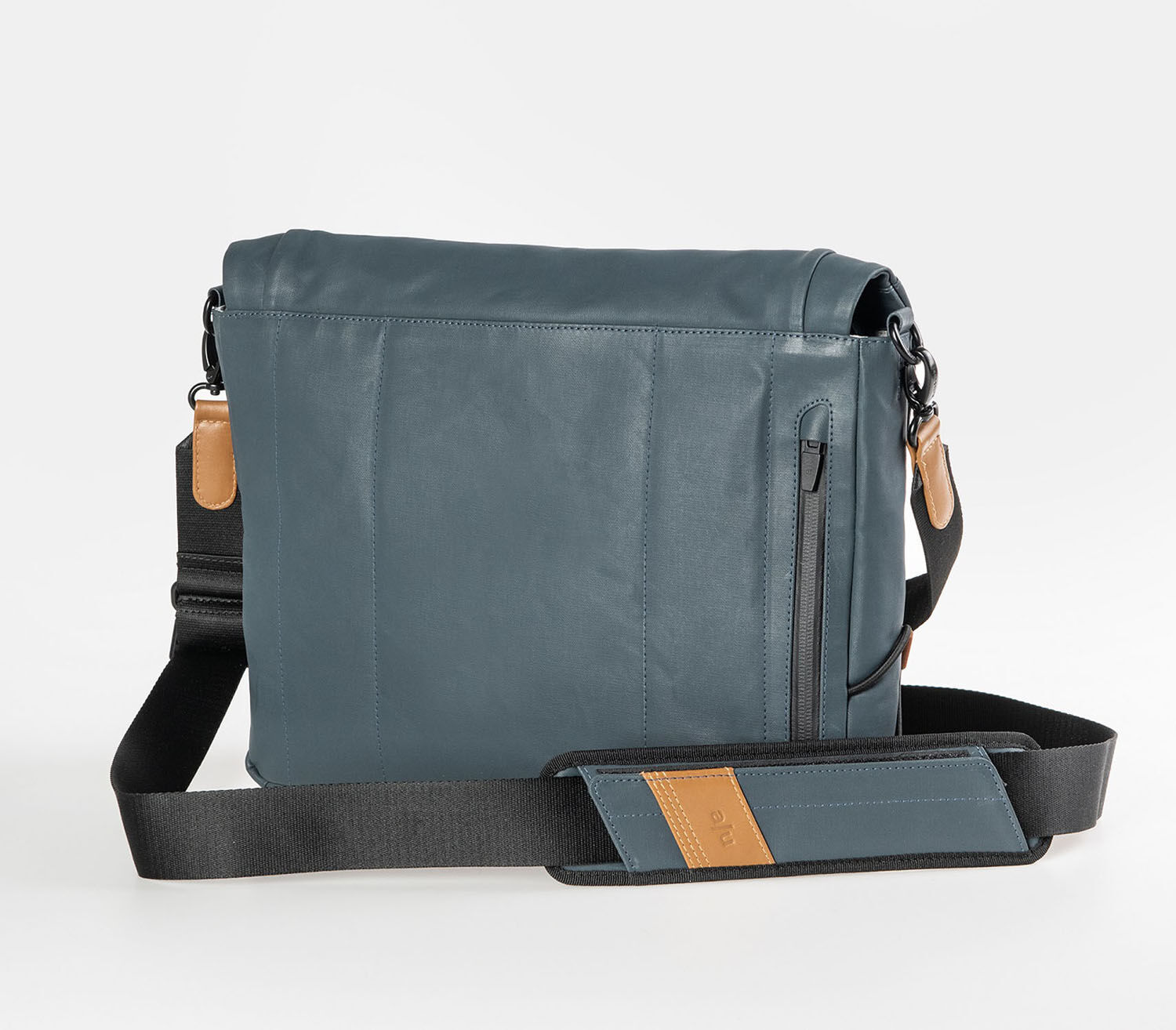 aunts & uncles Japan Matsumoto Messenger Bag cosmic void