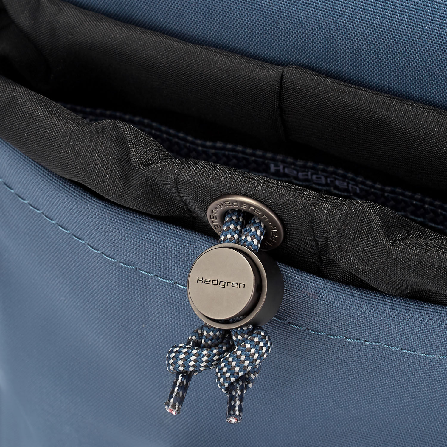 Hedgren Great American Heritage QUEST Vertical Crossover 10" RFID Denim Blue