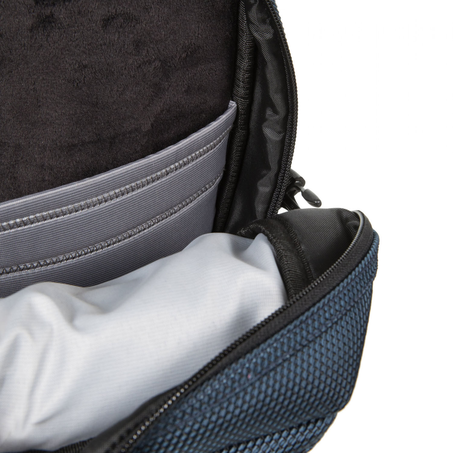 Eastpak Tecum Rucksack L mit 15" Laptopfach CNNCT Navy