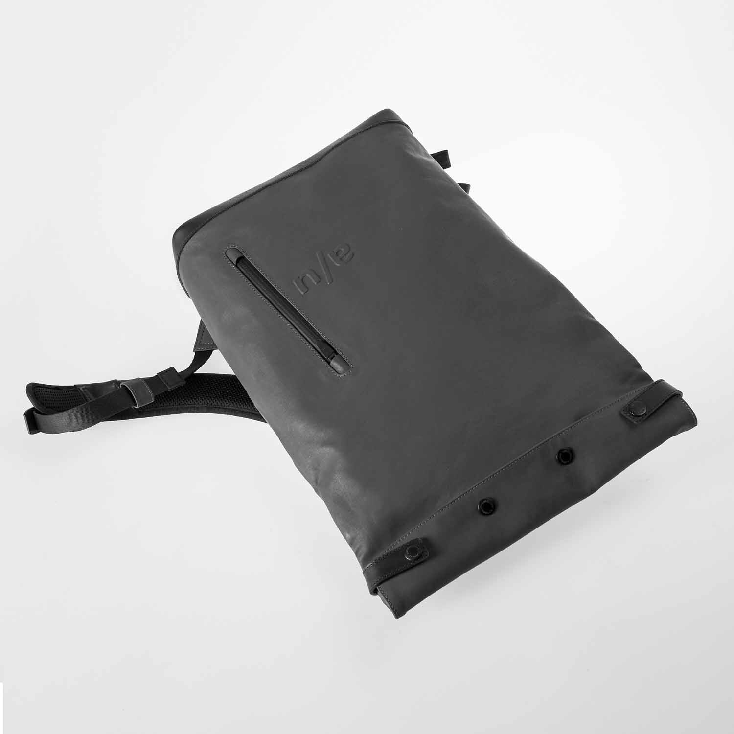 aunts & uncles Japan Wakayama Rolltop Rucksack mit 13" Notebookfach volcanic ash