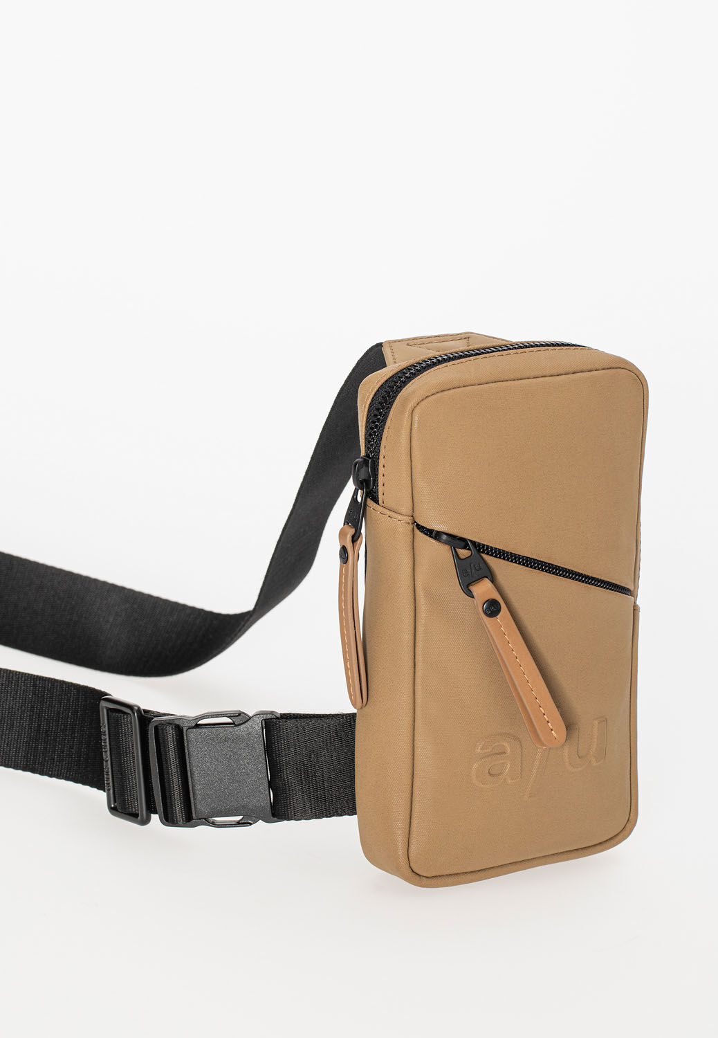 aunts & uncles Japan Iwako Crossbag / Phonebag tapir aunts & uncles Japan Iwako Crossbag / Phonebag tapir