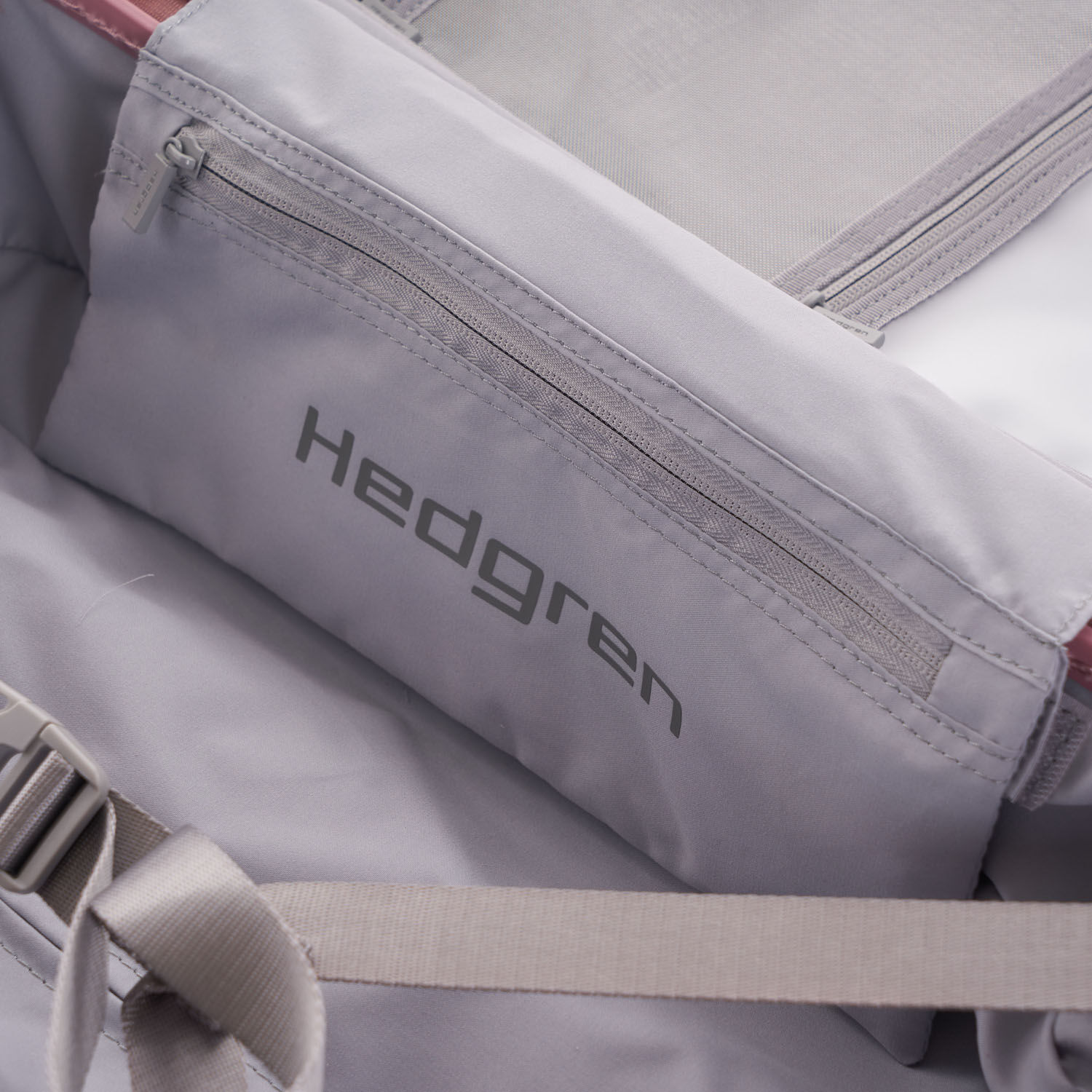 Hedgren Edge Carve S Cabin Trolley, 4 Rollen, 55cm (IATA) Blush