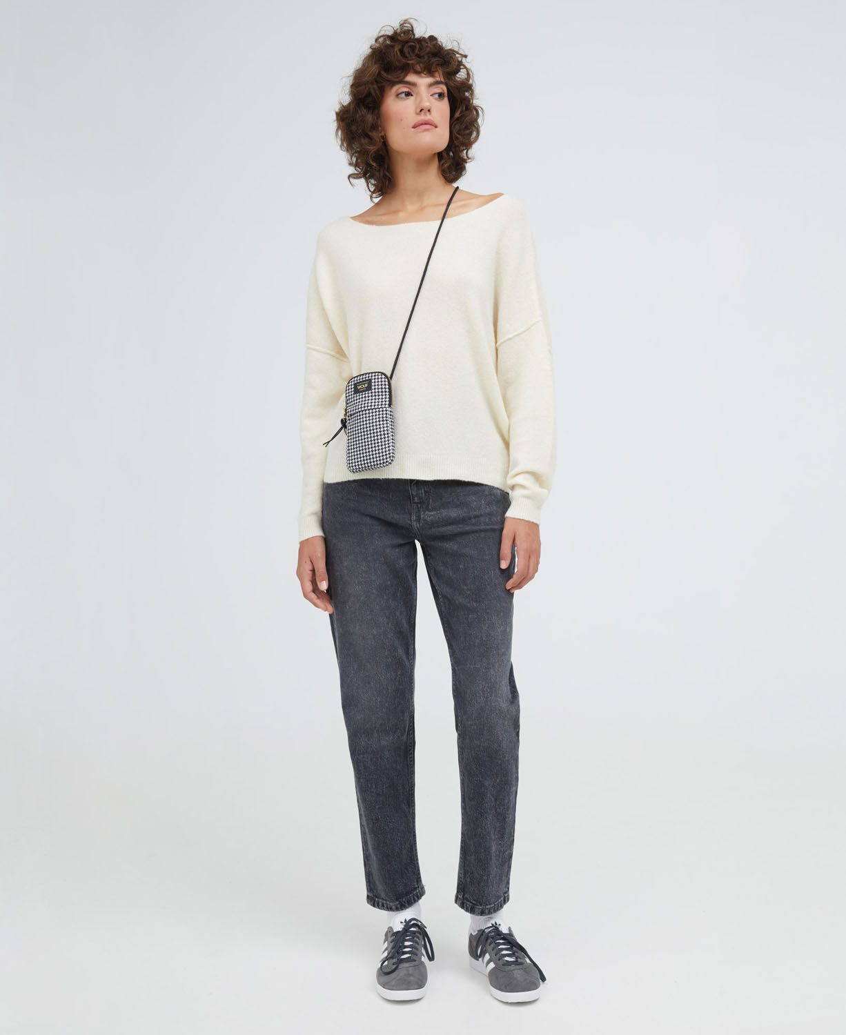 Wouf Daily Collection Crossbody Phone Bag Celine Wouf Daily Collection Crossbody Phone Bag Celine