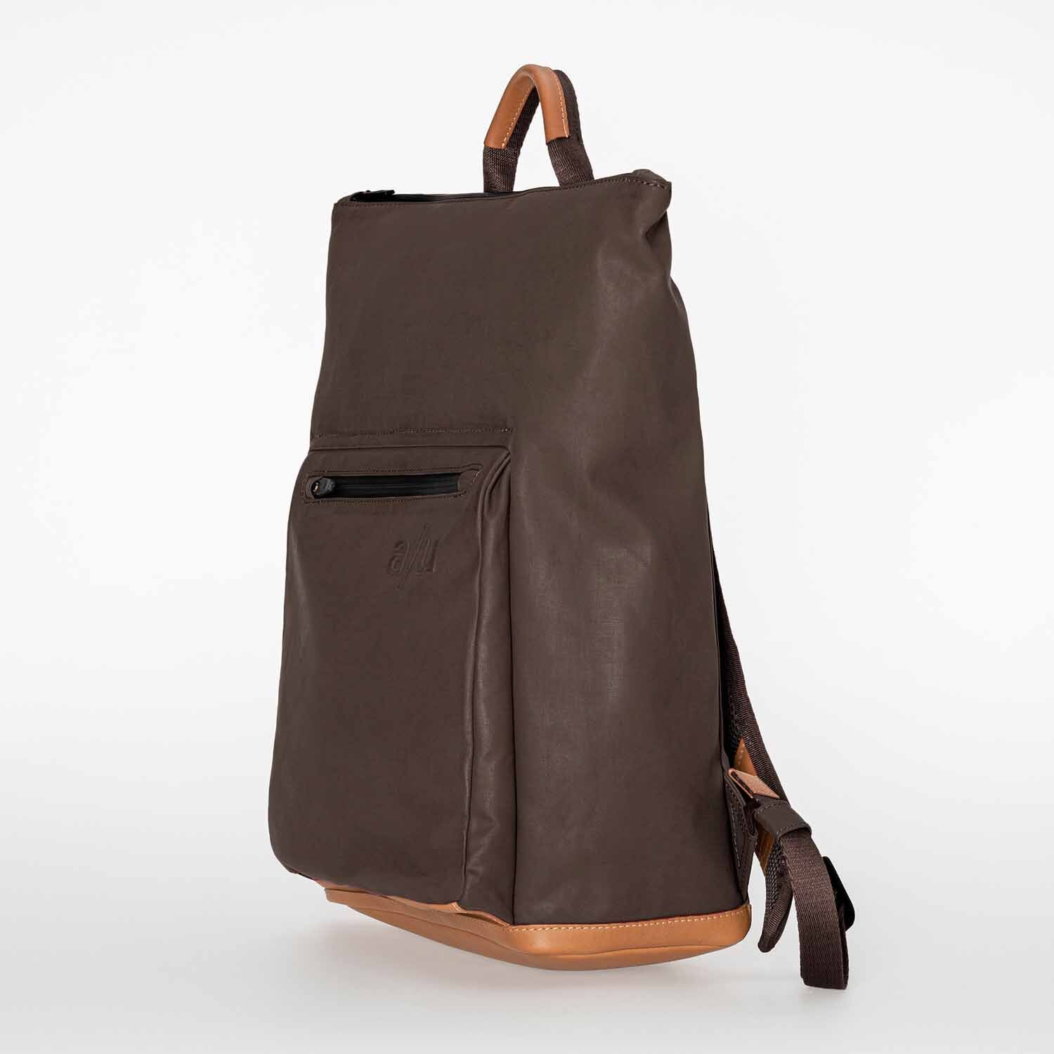 aunts & uncles Japan Okayama Rucksack mit 13" Notebookfach bitter chocolate