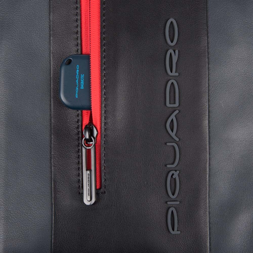 Piquadro Urban Laptoprucksack mini mit iPad®Pro11"-Fach grey/black Piquadro Urban Laptoprucksack mini mit iPad®Pro11"-Fach grey/black