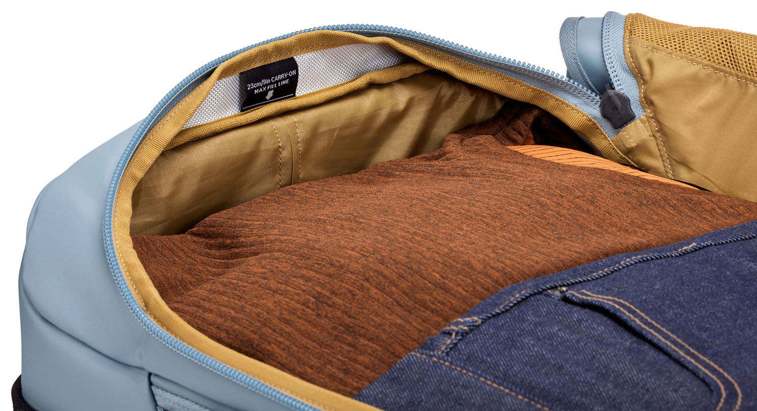 THULE Chasm Handgepäckkoffer mit 2-Rollen -40L Pond