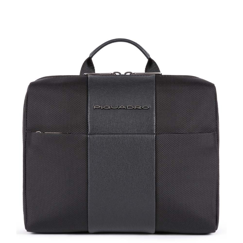Piquadro Brief 2 Kulturtbeutel aus rezykliertem Stoff zum Aufhängen Piquadro Brief 2 Kulturtbeutel aus rezykliertem Stoff zum Aufhängen