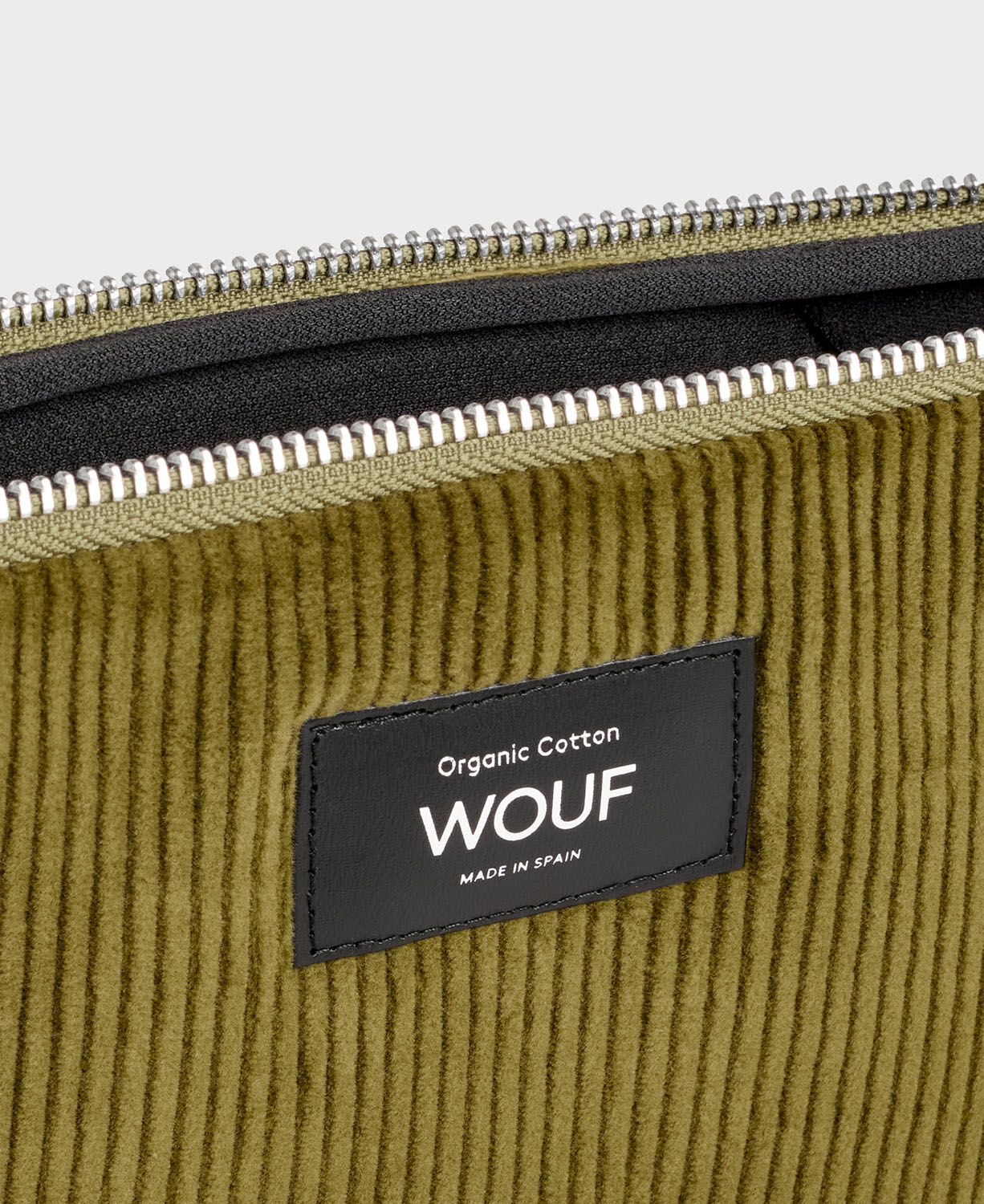 Wouf Corduroy Collection Laptop Sleeve 13" & 14" Olive