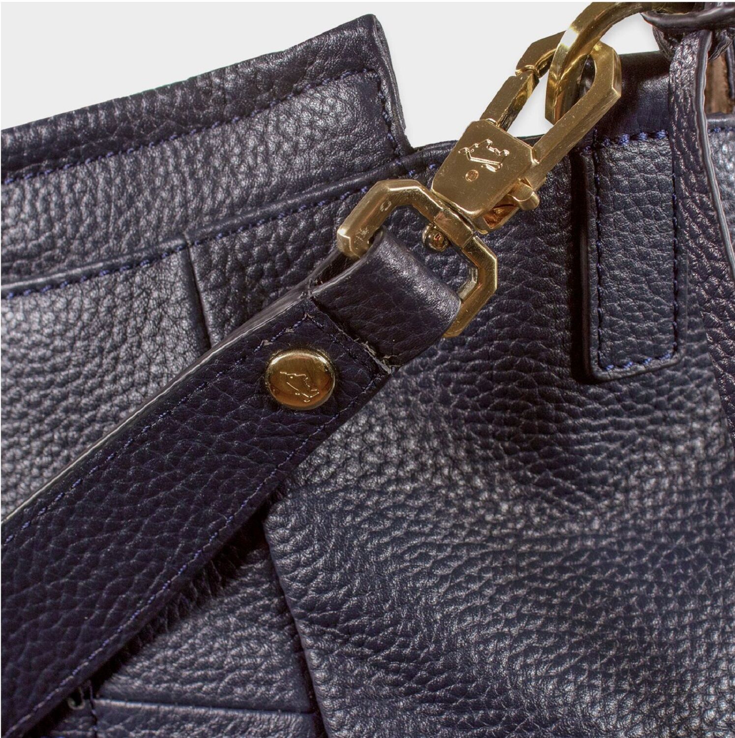 Braun Büffel Hanna Hobo Bag navy