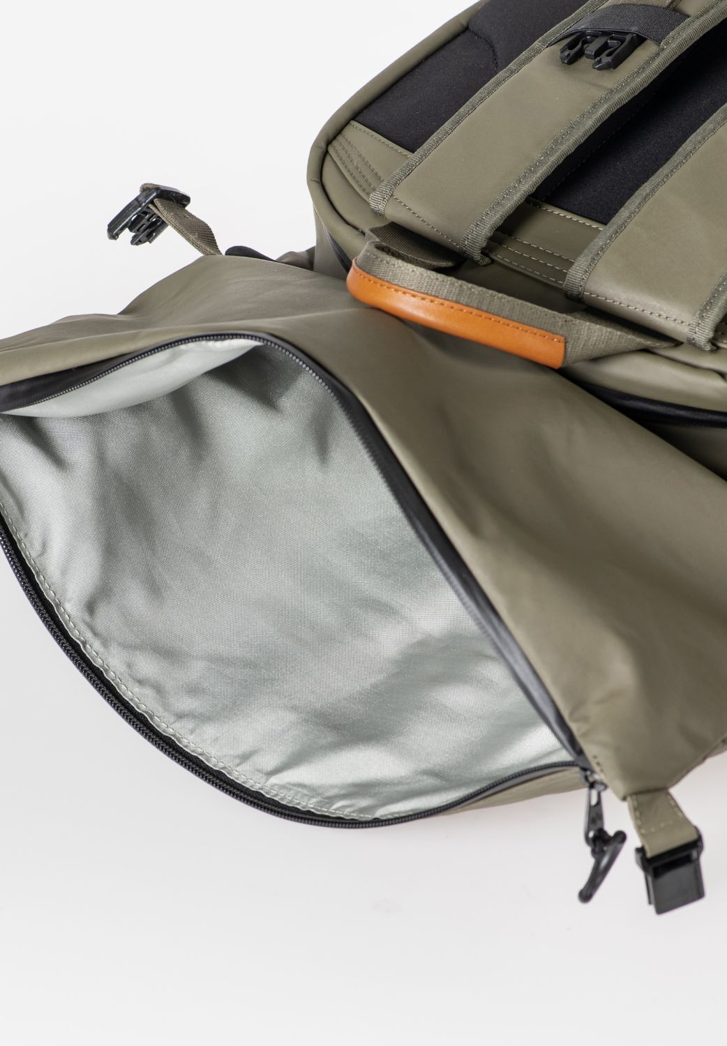 aunts & uncles Japan RE Kitakami Rolltop-Rucksack mit 13" Notebookfach fallen rock