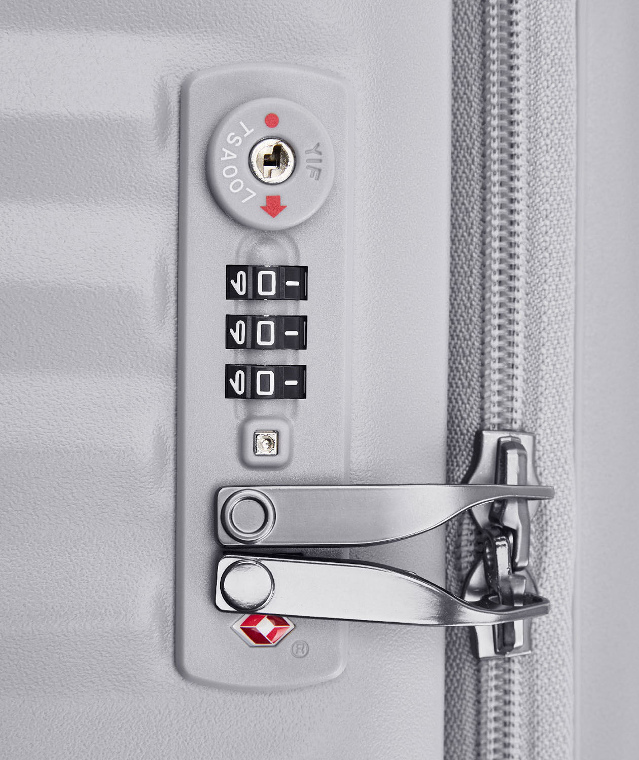 ECHOLAC Celestra Super Trunk XT EXP Black ECHOLAC Celestra Super Trunk XT EXP Black