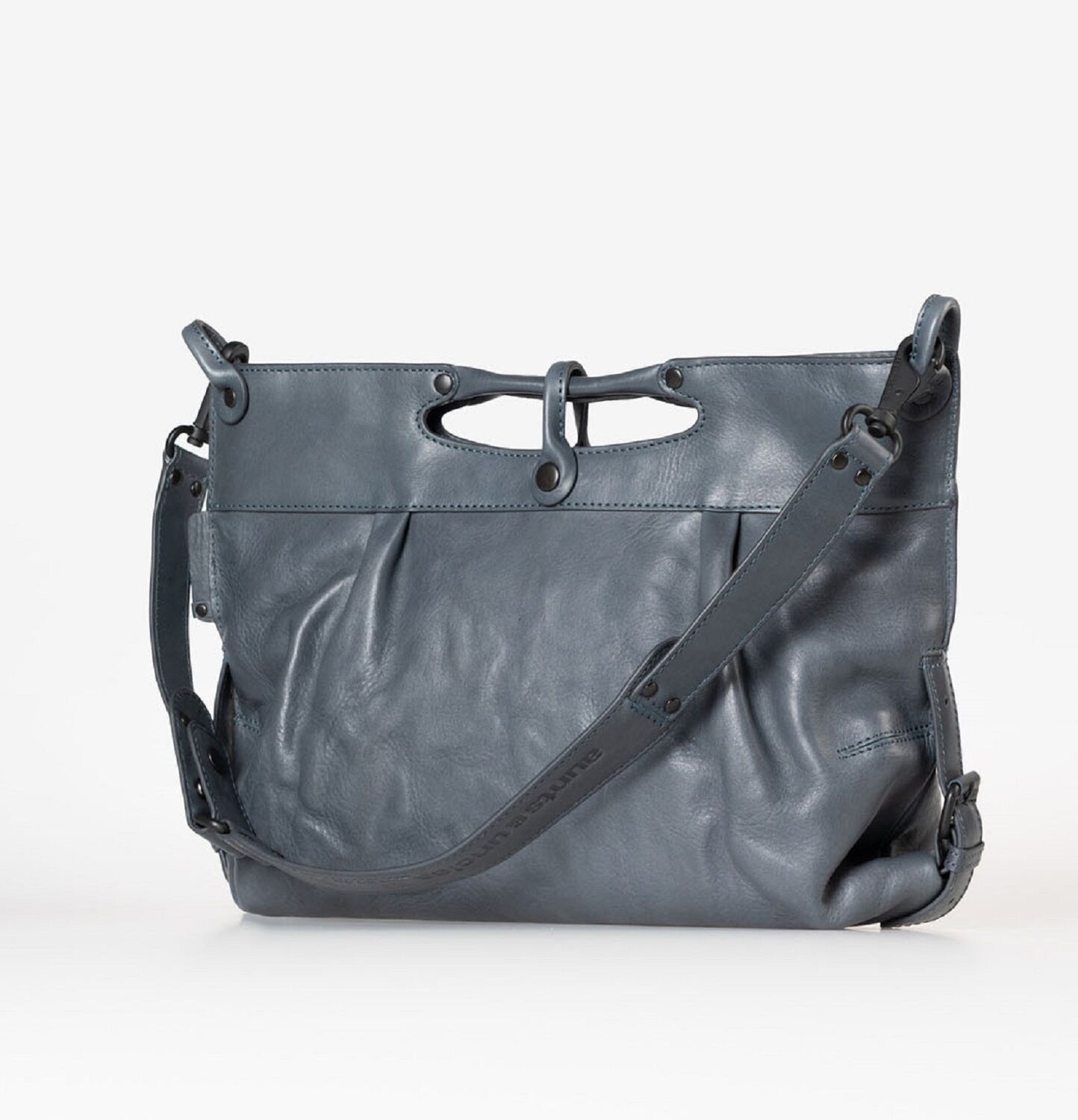 aunts & uncles Grandma's Luxury Club Mrs. Muffin Umhängetasche wind