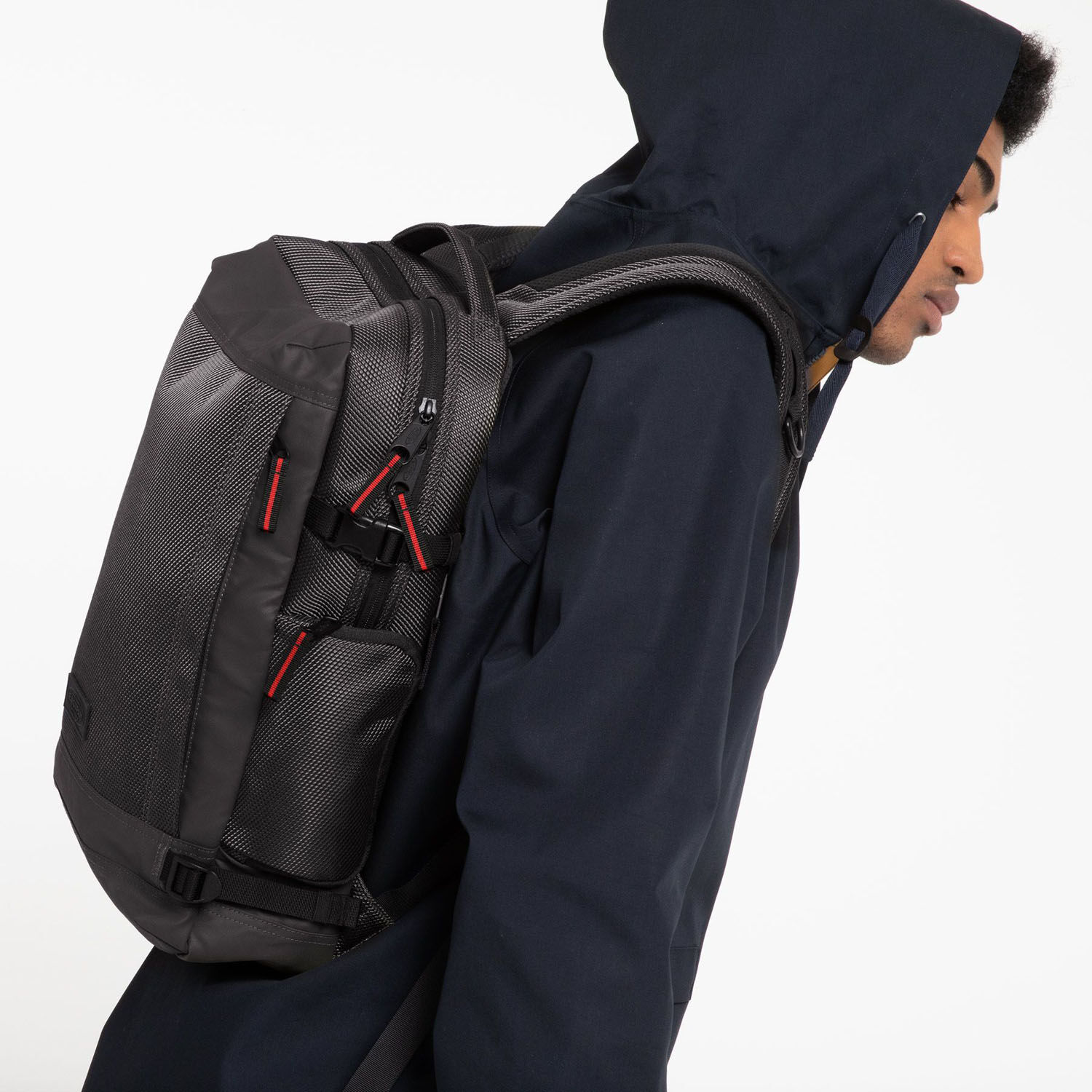 Eastpak Tecum Rucksack M mit 15" Laptopfach CNNCT Accent Grey